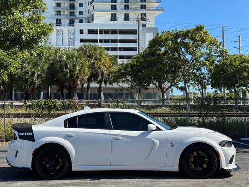 2020 Dodge Charger SRT Hellcat