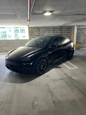 2023 Tesla Model Y Performance