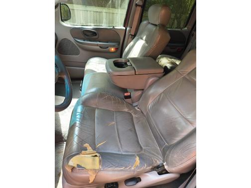Red 2002 Ford F-150 Lariat SuperCrew