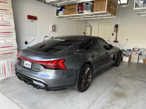 2022 Audi e-tron GT Prestige