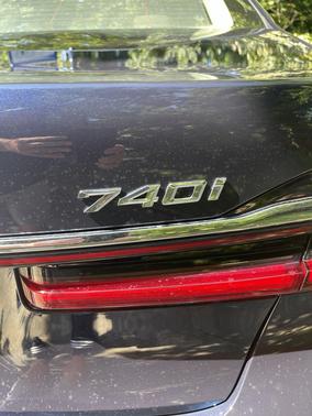 2020 BMW 740 i xDrive
