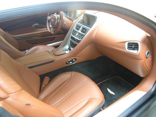 2018 Aston Martin DB11 V8