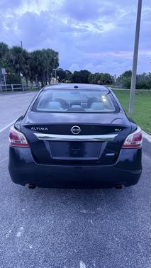 Gray 2013 Nissan Altima 2.5 SV