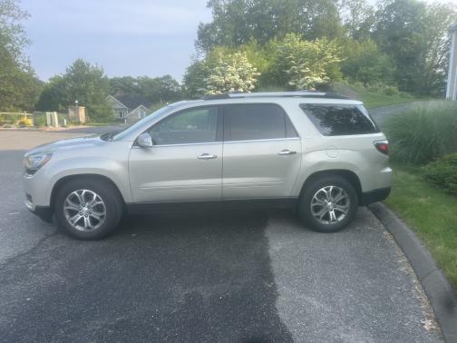 2015 GMC Acadia SLT-1