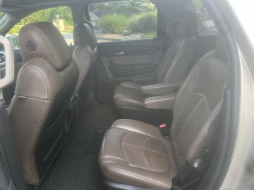 2015 GMC Acadia SLT-1