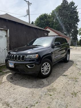 Black 2018 Jeep Grand Cherokee Laredo