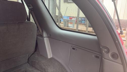 Red 2003 Chevrolet Trailblazer LT