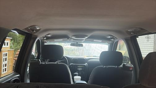 Red 2003 Chevrolet Trailblazer LT