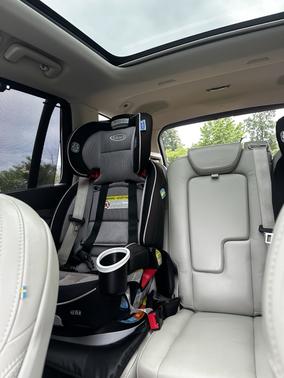 White 2022 Volvo XC90 Recharge Plug-In Hybrid T8 Inscription Expression 7 Passenger