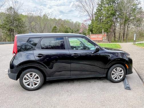 Black 2021 Kia Soul LX