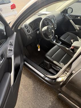 Gray 2015 Volkswagen Tiguan Auto SE w/Appearance