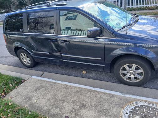 2009 Chrysler Town & Country Touring