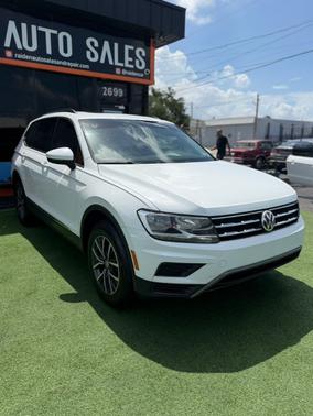 White 2020 Volkswagen Tiguan 2.0T SE