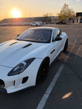 White 2017 Jaguar F-TYPE Premium