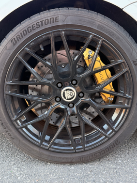 White 2017 Jaguar F-TYPE Premium