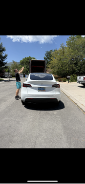 2025 Tesla Model Y Long Range AWD