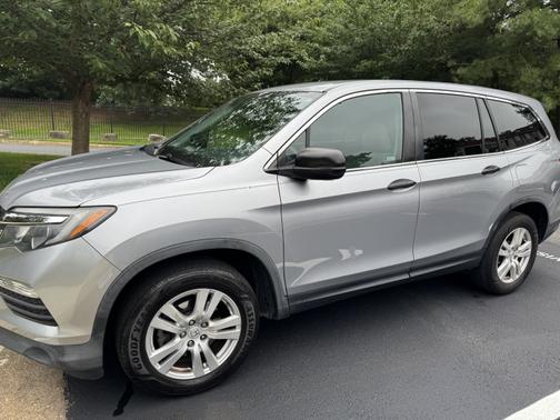 2016 Honda Pilot LX