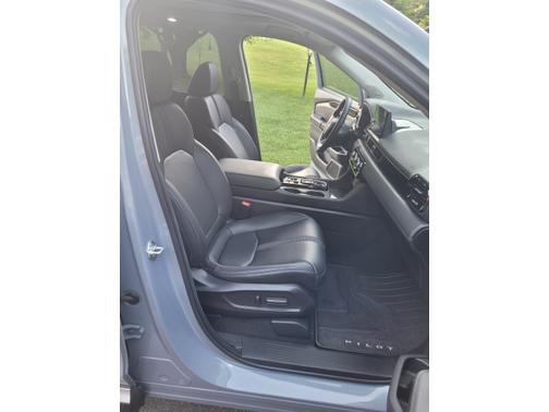2025 Honda Pilot Touring AWD