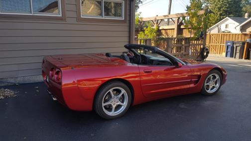 2000 Chevrolet Corvette Base