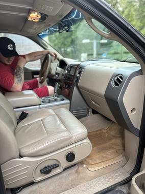 Silver 2006 Ford F-150 Lariat SuperCrew