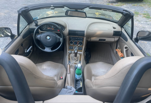 Black 2001 BMW Z3 2.5i Roadster