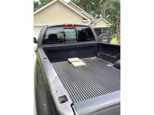 2004 Dodge Ram 1500 Laramie