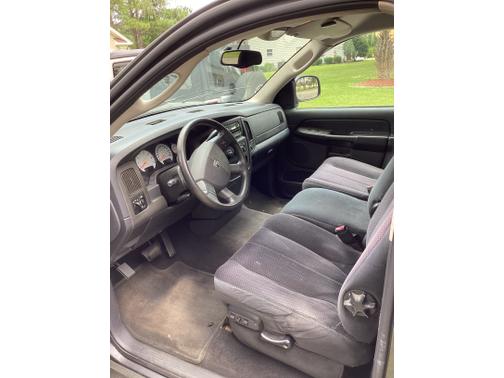 2004 Dodge Ram 1500 Laramie