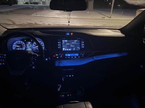 2014 Toyota Highlander Limited Platinum