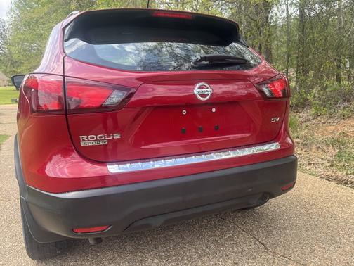 2018 Nissan Rogue Sport SV