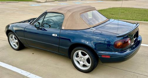 1997 Mazda MX-5 Miata Base