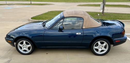 1997 Mazda MX-5 Miata Base