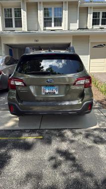 Green 2019 Subaru Outback 2.5i Premium