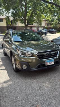 Green 2019 Subaru Outback 2.5i Premium