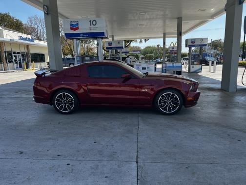 2014 Ford Mustang GT Premium