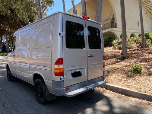 2005 Dodge Sprinter 2500