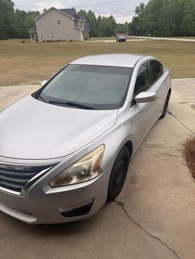 Silver 2015 Nissan Altima 2.5 S