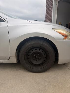 Silver 2015 Nissan Altima 2.5 S