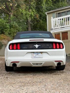 White 2016 Ford Mustang V6