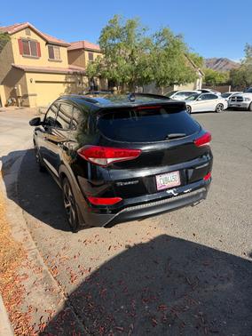 Black 2016 Hyundai TUCSON Limited