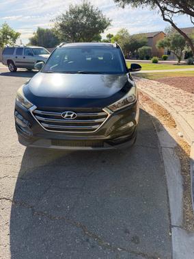 Black 2016 Hyundai TUCSON Limited
