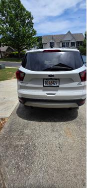 White 2019 Ford Escape SE