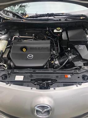 Gray 2013 Mazda Mazda3 i SV