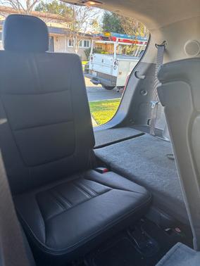 Black 2012 Kia Sorento SX