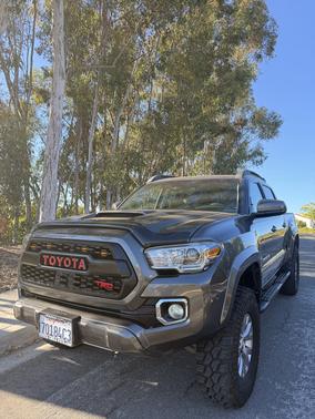 2019 Toyota Tacoma TRD Sport