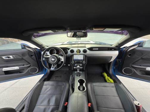 2017 Ford Mustang EcoBoost Premium