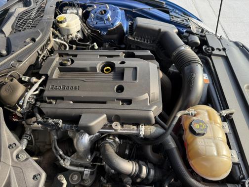 2017 Ford Mustang EcoBoost Premium