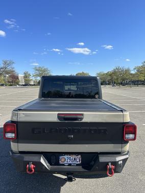 Beige 2020 Jeep Gladiator Sport S