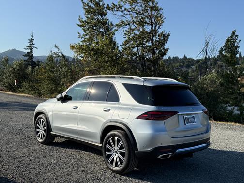 2025 Mercedes-Benz GLE 450e 4MATIC