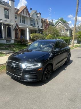 Black 2018 Audi Q3 2.0T Premium