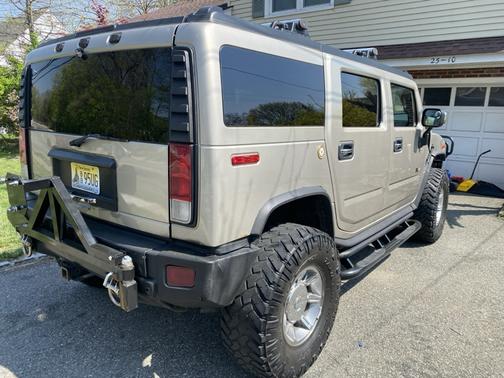 2005 Hummer H2 Base